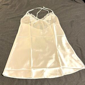 Pleasurful Sexy White Gown🤍!